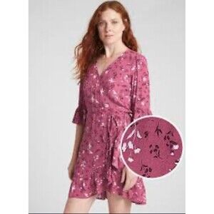 GAP Dress Women S. True Wrap Dress purple Floral Ruffle 3/4 Sleeve Classic